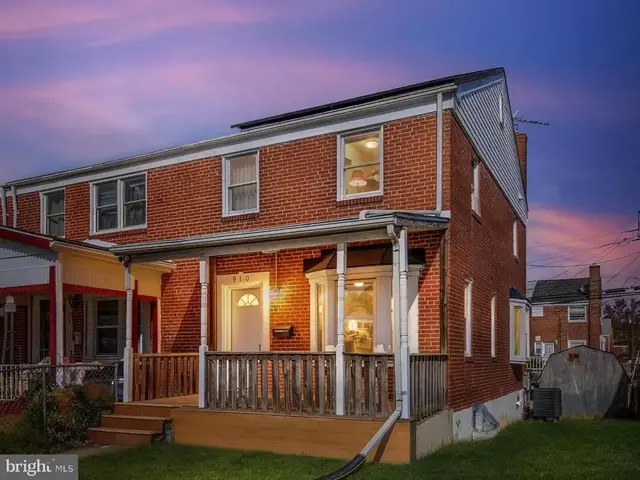 910 N Marlyn Ave, Baltimore