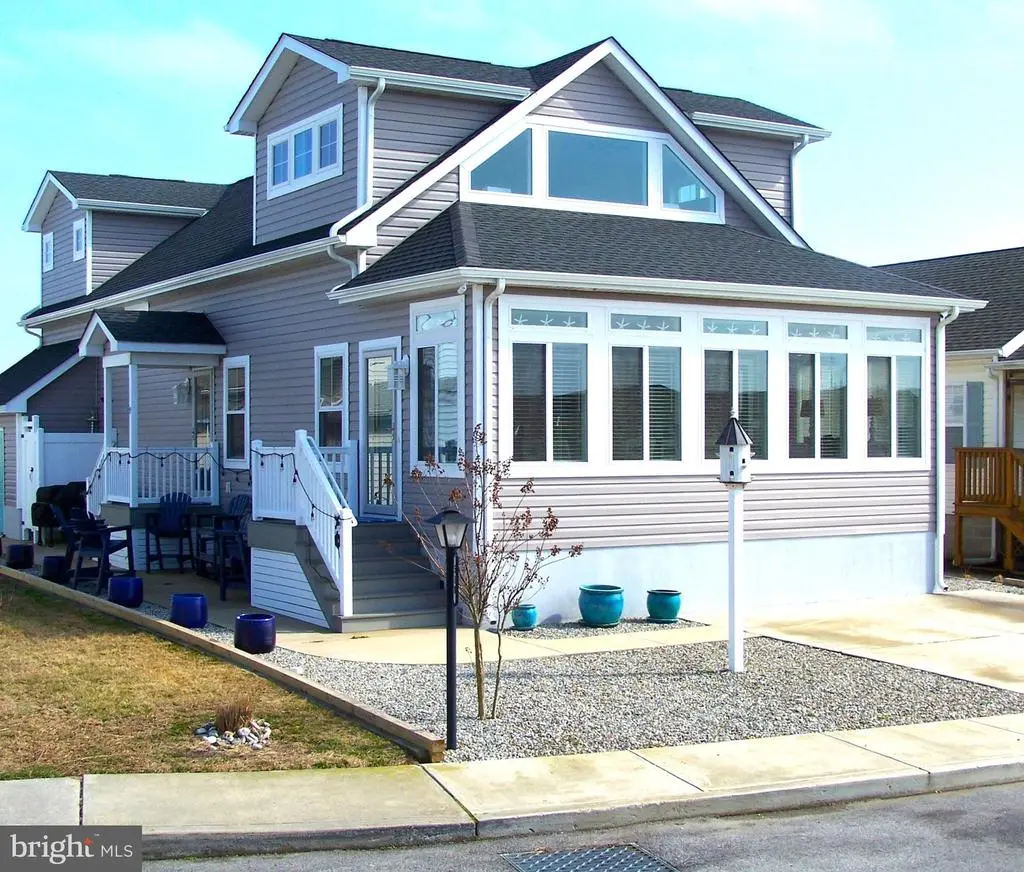 518 Harbour Dr, Ocean City