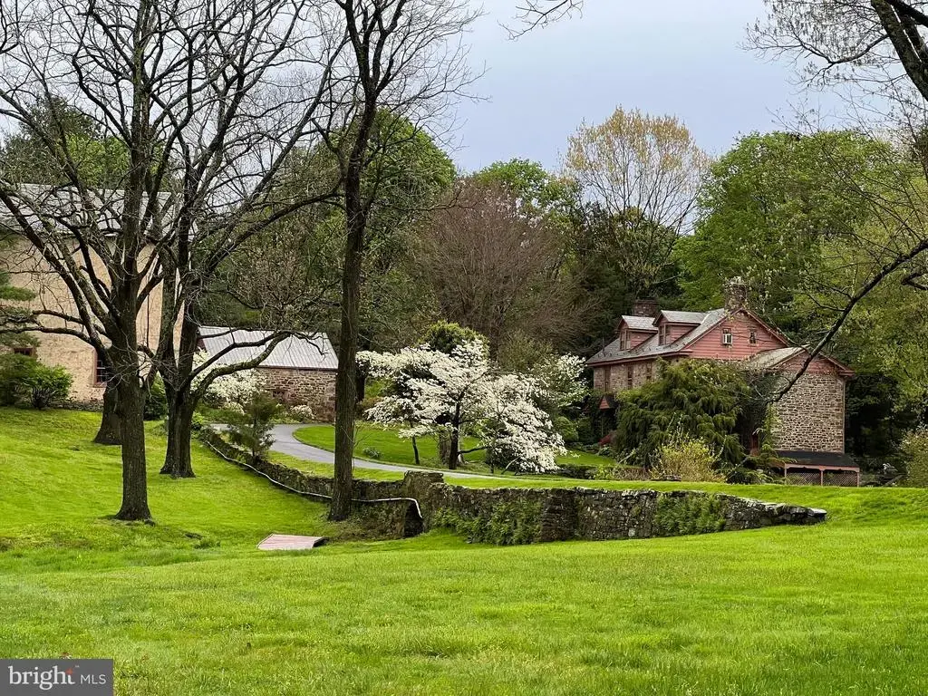 6766 Laurel Rd, NEW HOPE