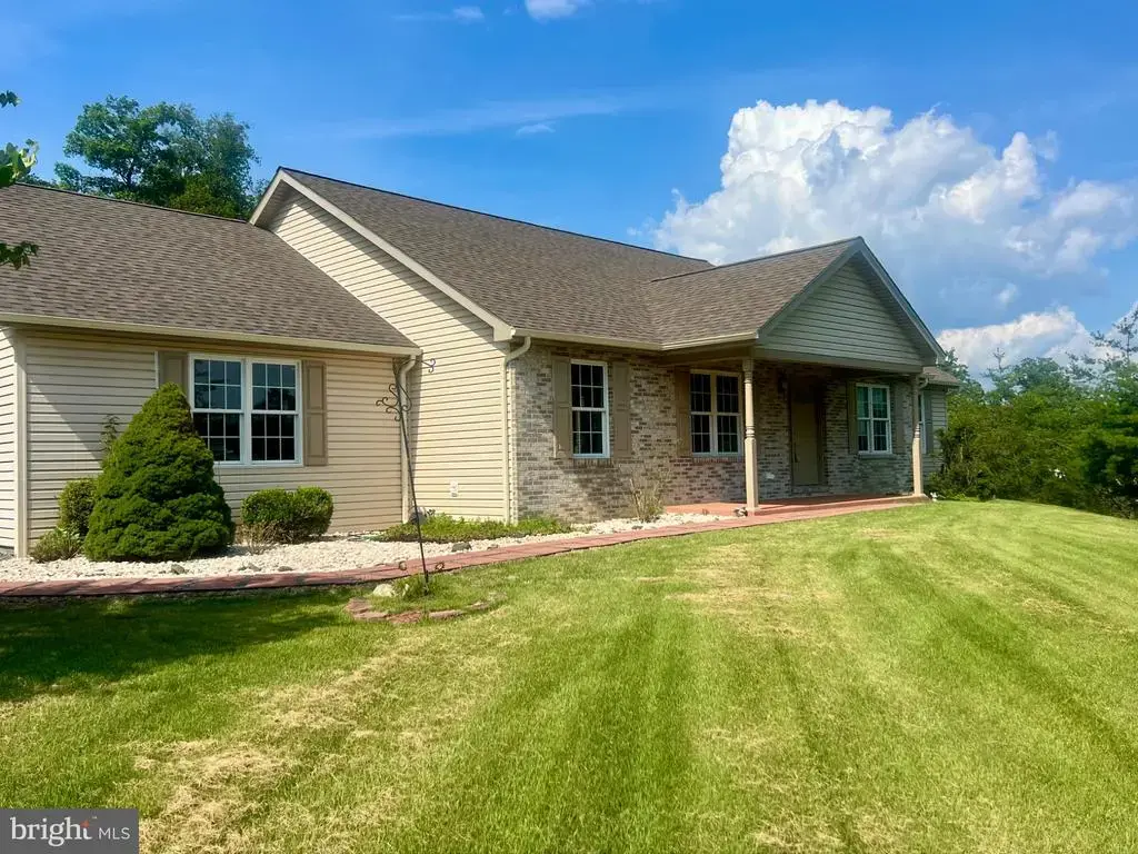 956 S Lakewood Dr, RIDGELEY