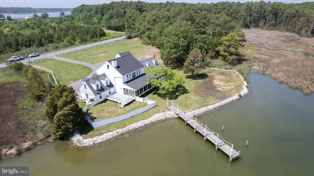 5511 Casson Neck Rd, Cambridge