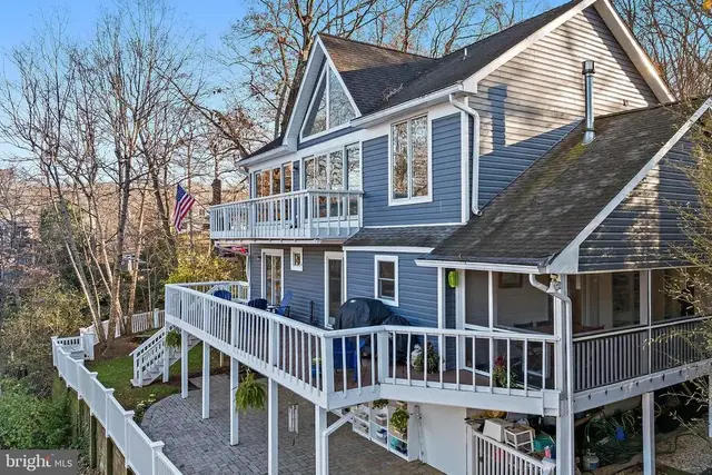 1812 Shore Dr, Annapolis