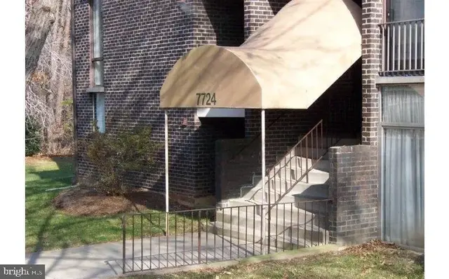 7724 Hanover Pkwy #186, Greenbelt
