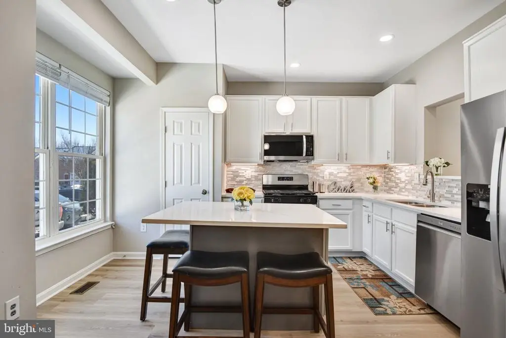 7572 Helmsdale Pl, MANASSAS