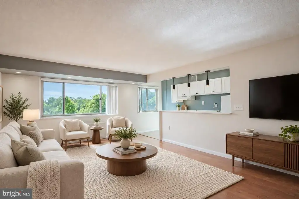 2500 N Van Dorn St #912, ALEXANDRIA