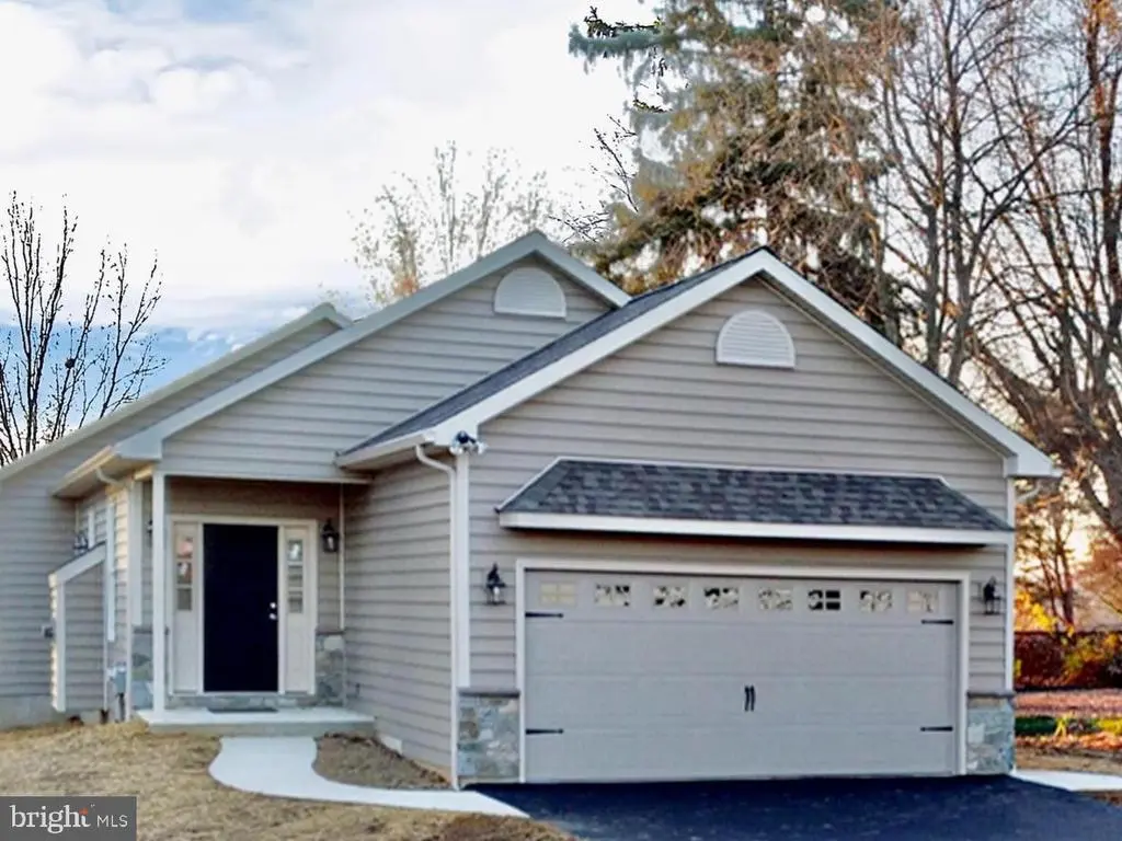 3054 Manor, COATESVILLE