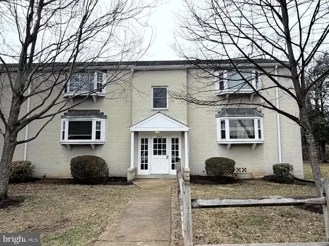 2918 Willston Pl #31, Falls Church
