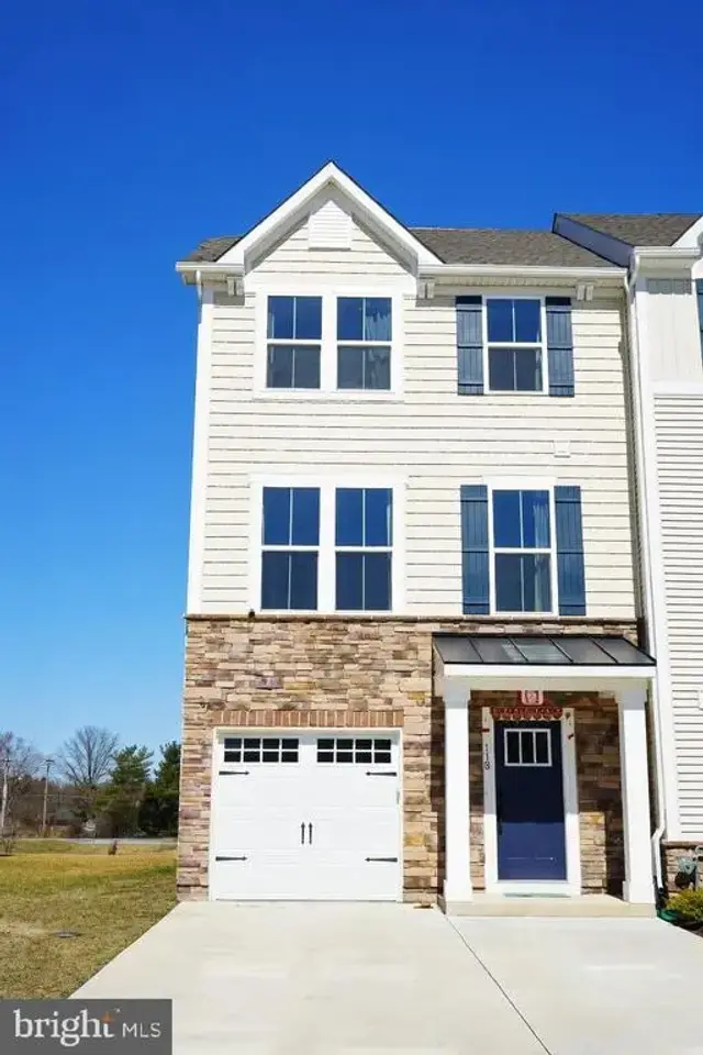 118 Fletcher Cir, Middletown
