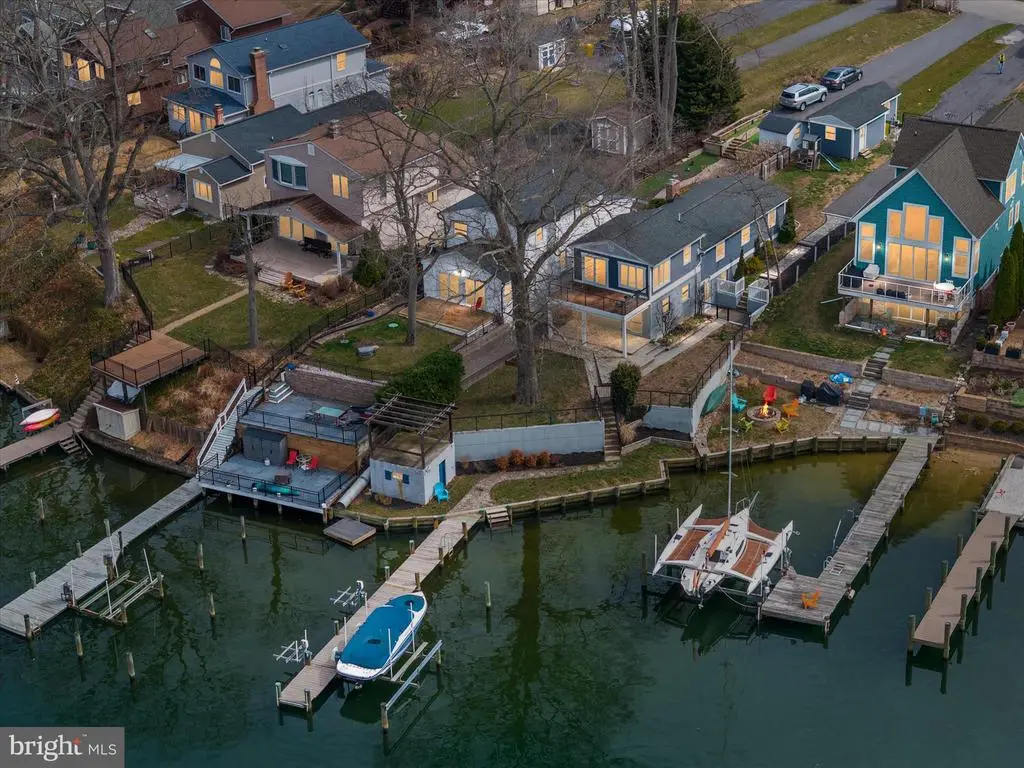 306 Riverside Dr, Pasadena