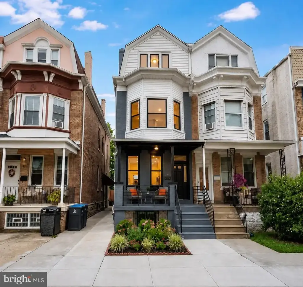 111 W Sharpnack St, PHILADELPHIA