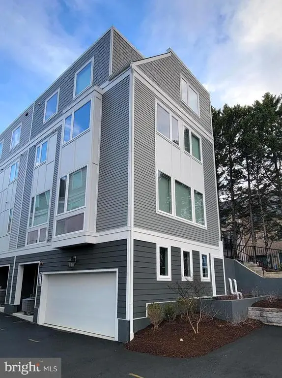 2815 24th Rd S, ARLINGTON