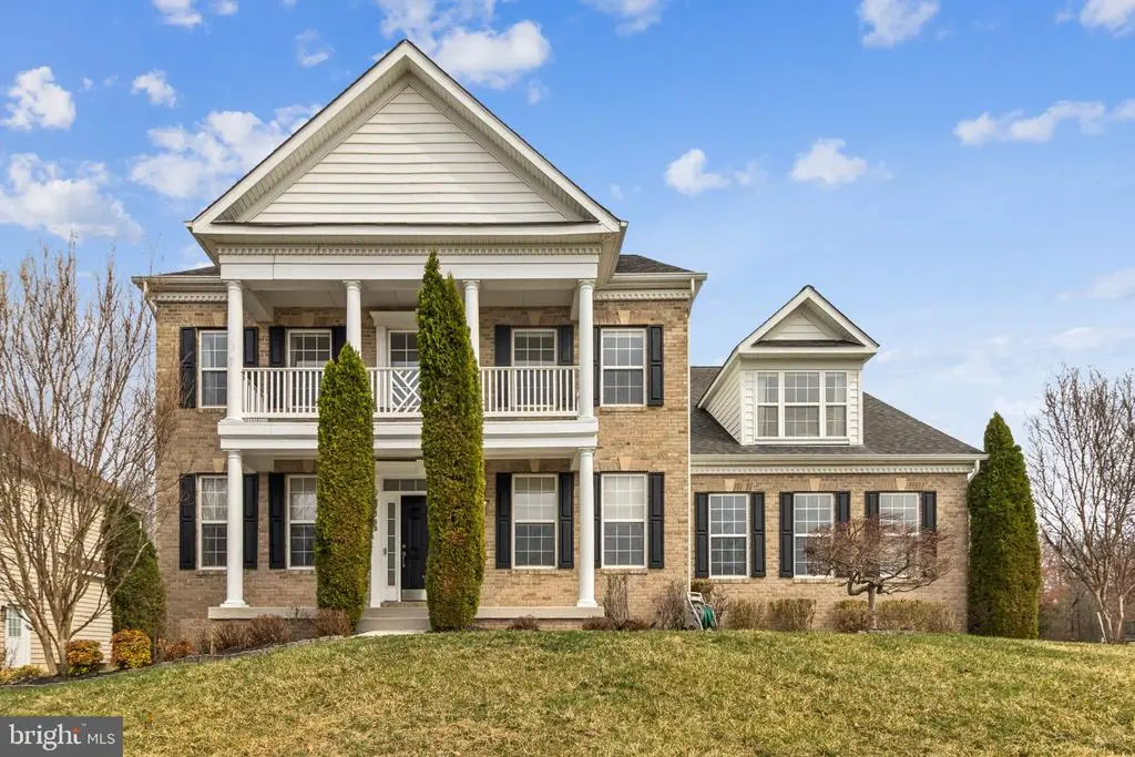 3380 Braemar Ct, White Plains