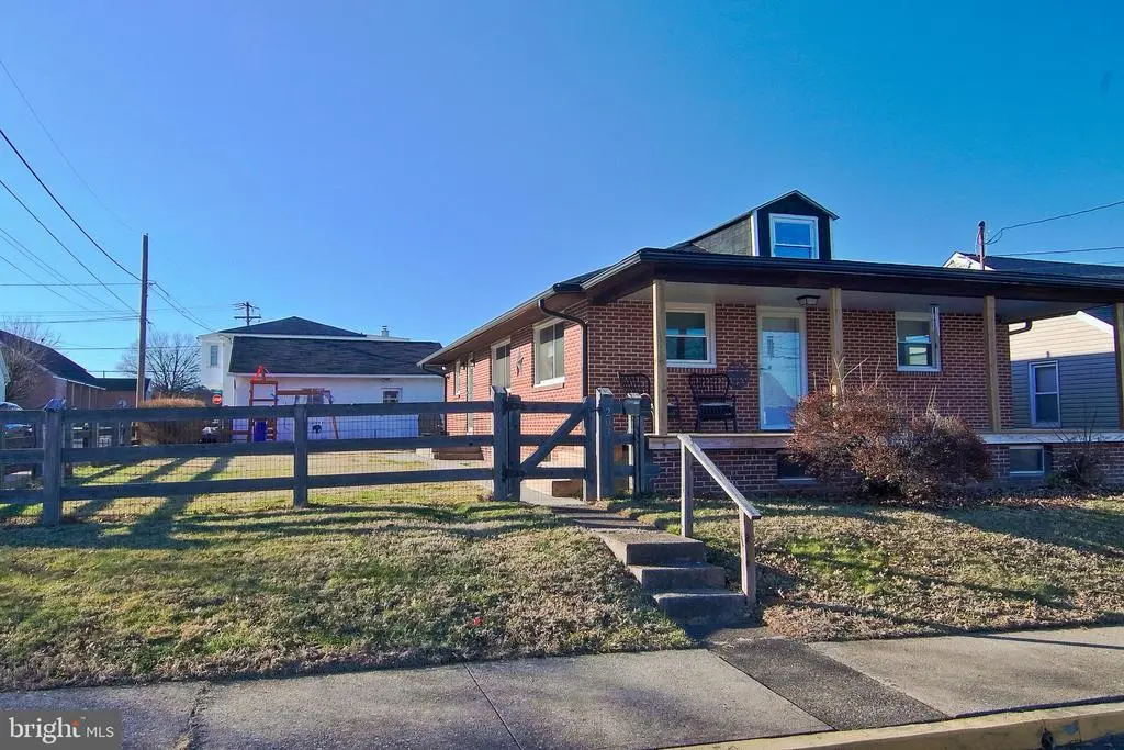 203 Lemon St, POTTSTOWN