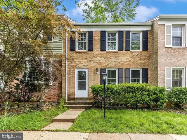 11 Ingleside Ct, Rockville