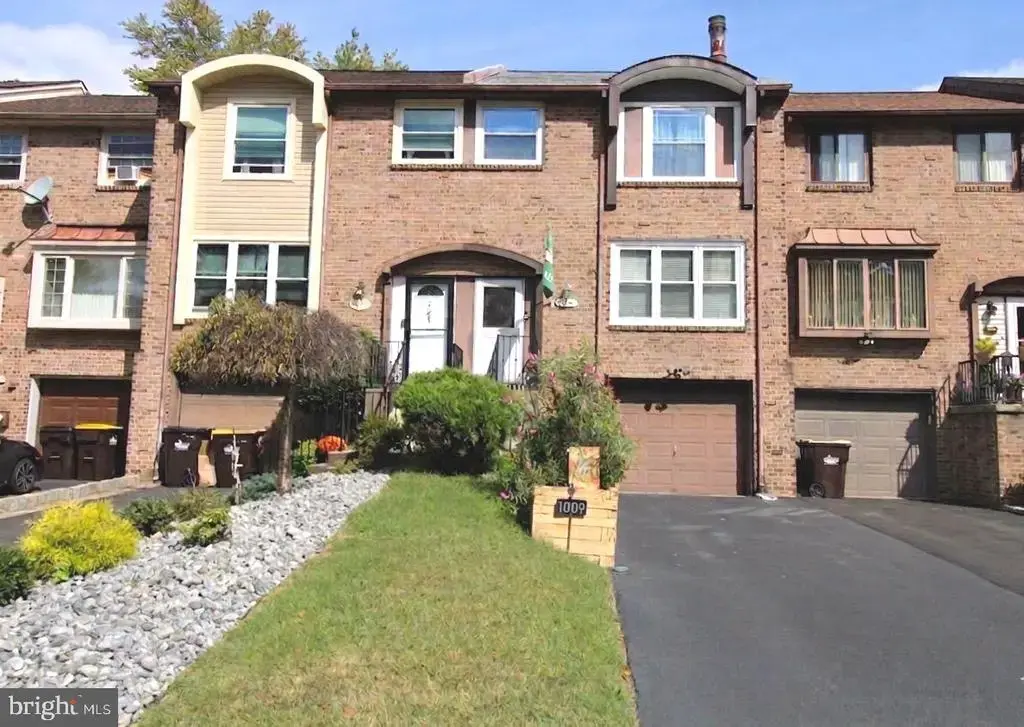 1009 Burnley Ct, BENSALEM
