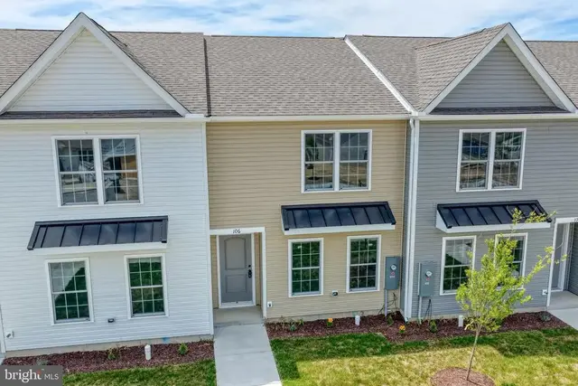 106 Rubaker Way #156, Dover