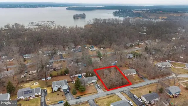Sunnyside Dr, Chesapeake City