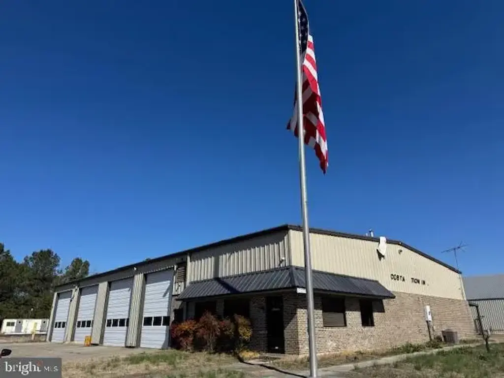21330 Blue Star Hwy, JARRATT