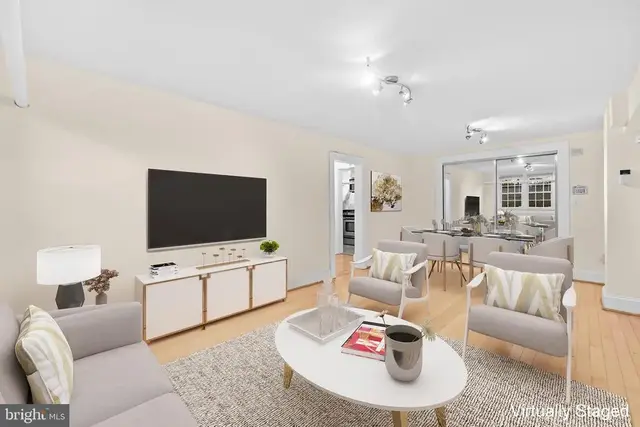 3001 Porter St Nw #100, Washington