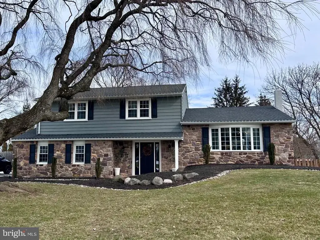 31 E Julianna Dr, SOUTHAMPTON
