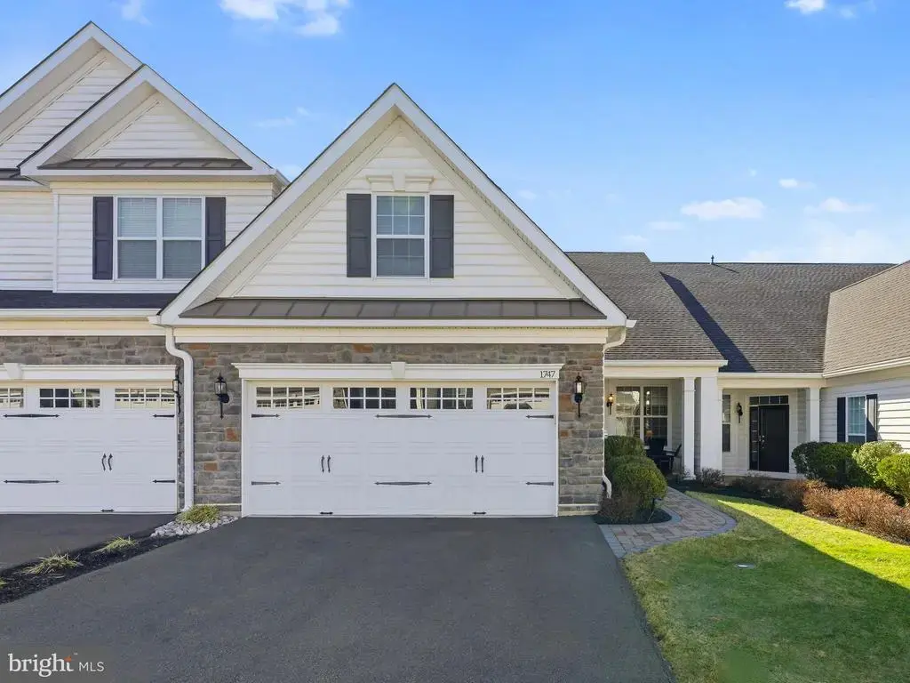 1747 Locust Dr, YARDLEY