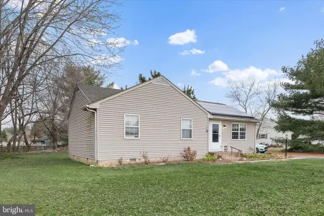 219 Mildale Dr, Salisbury