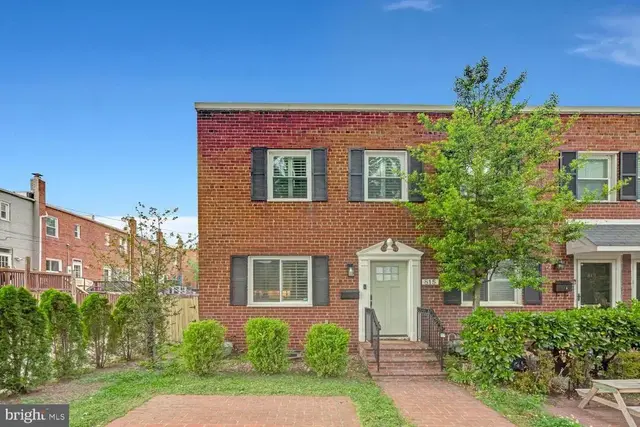 815 Jefferson St, Alexandria