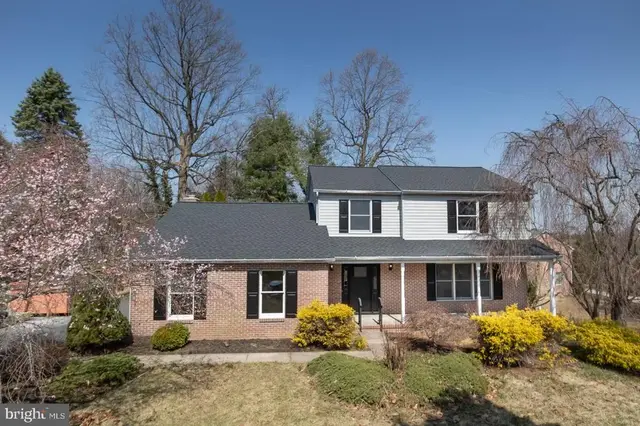 403 Woodridge Ct, Fallston