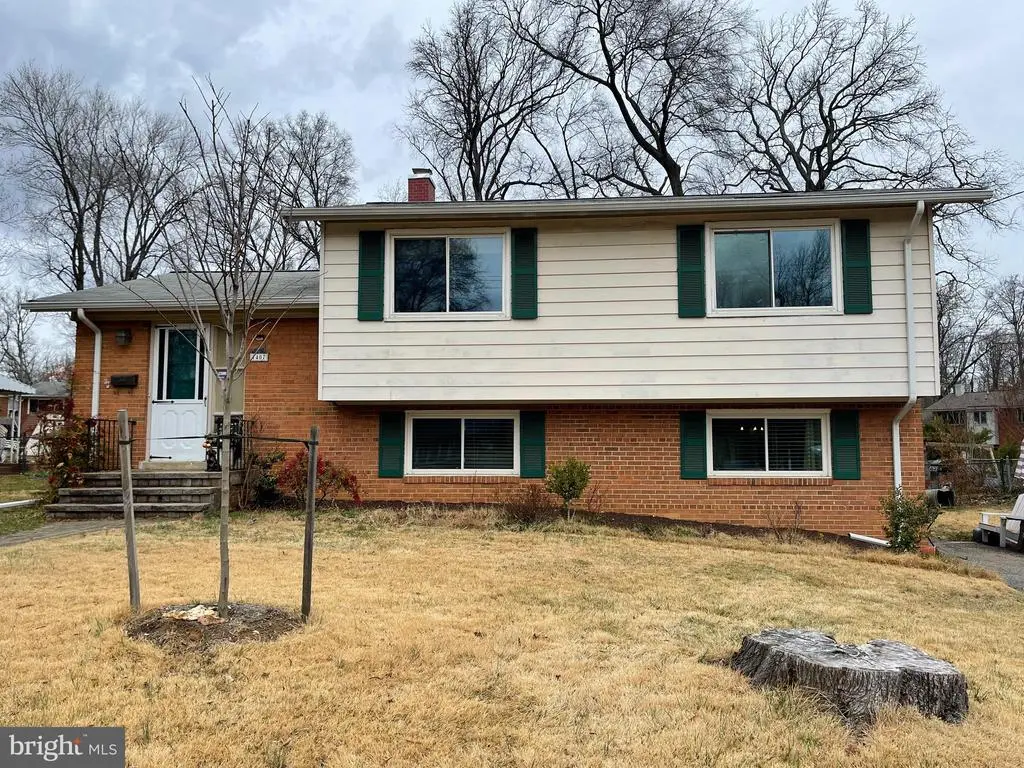 7407 Sweetbriar Dr, COLLEGE PARK