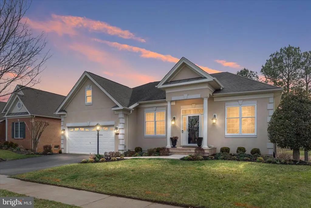 15564 Legacy Way, HAYMARKET