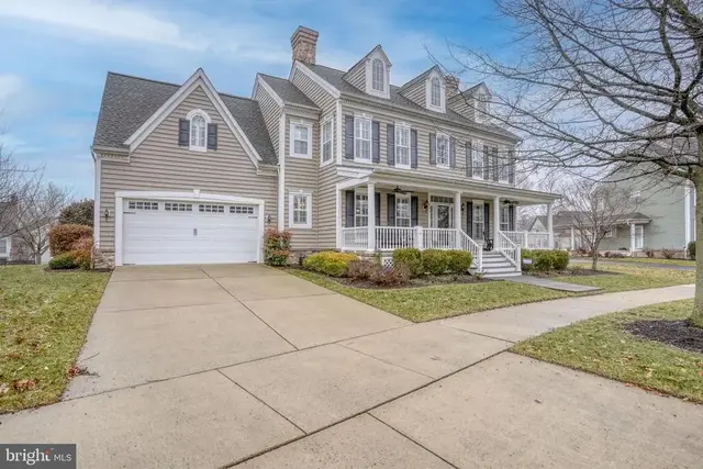 241 Wickerberry Dr, Middletown