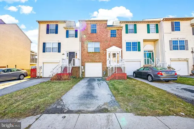 213 Bellwether Ct, Newark
