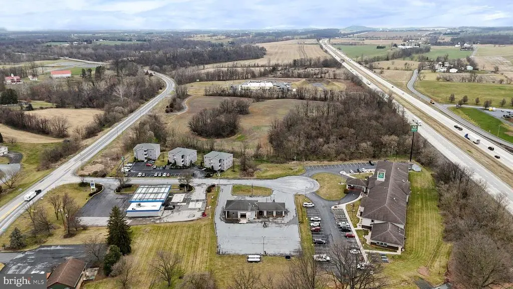 1424 Doron Dr, CHAMBERSBURG