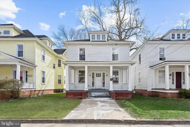 302 Hazel Ave, Salisbury