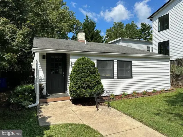 26 Froude Cir, Cabin John