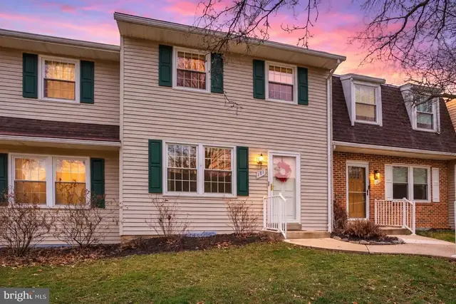 181 Fox Run Dr #181, York