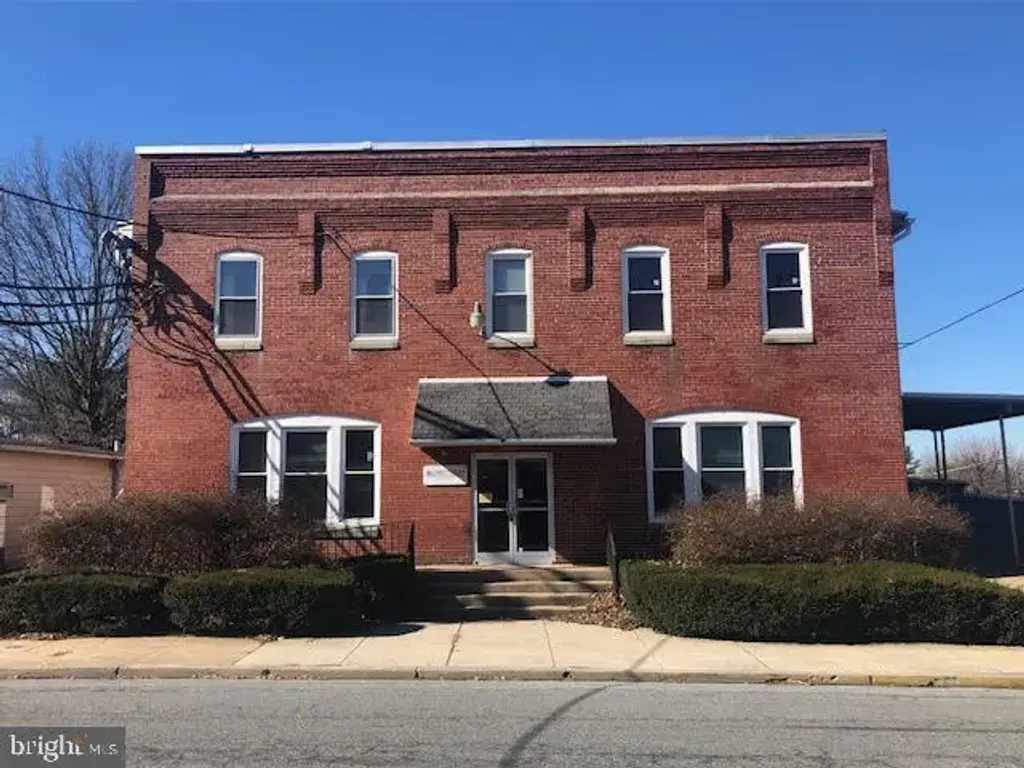 3146 Marion St, READING