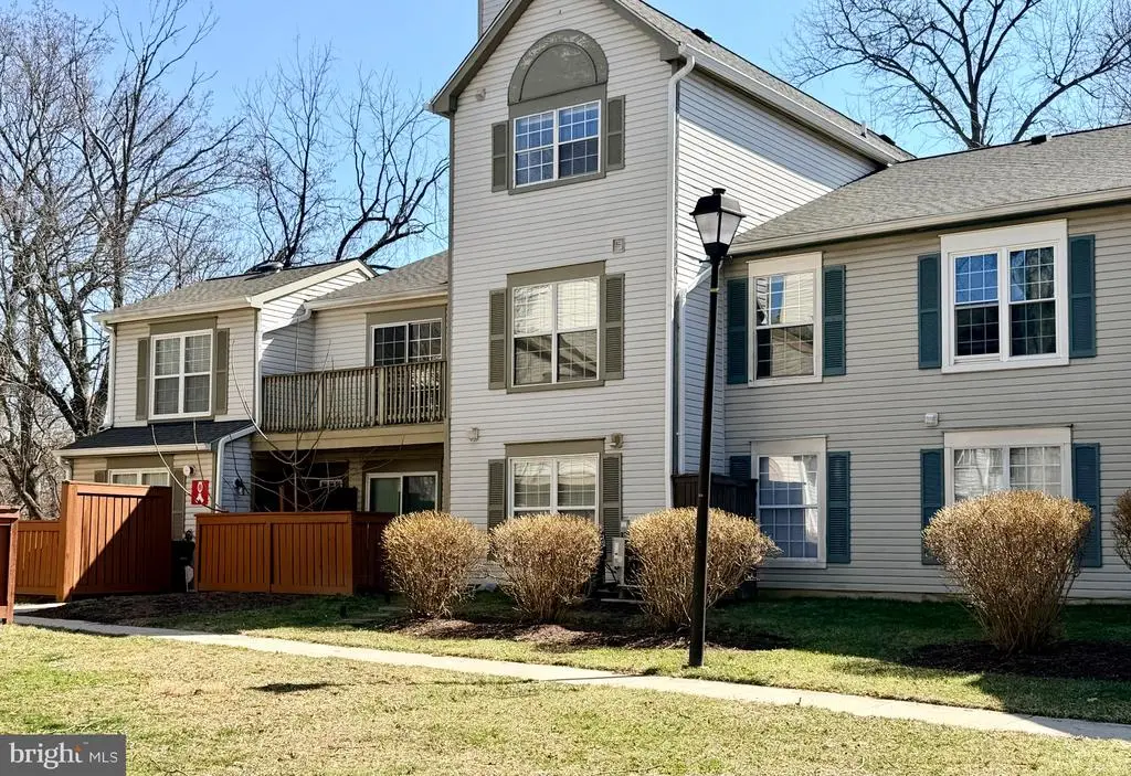 4809 River Valley Way #131, Bowie