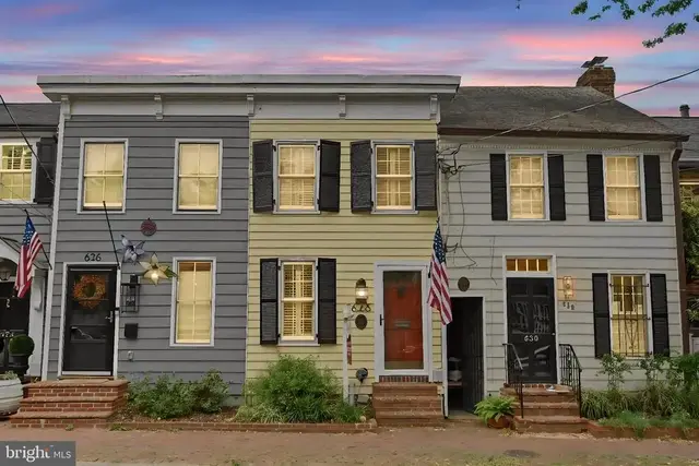 628 S Saint Asaph St, Alexandria