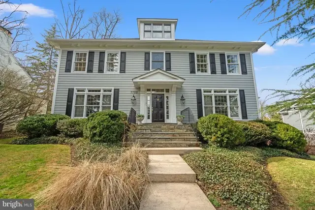 7722 Brookville Rd, Chevy Chase