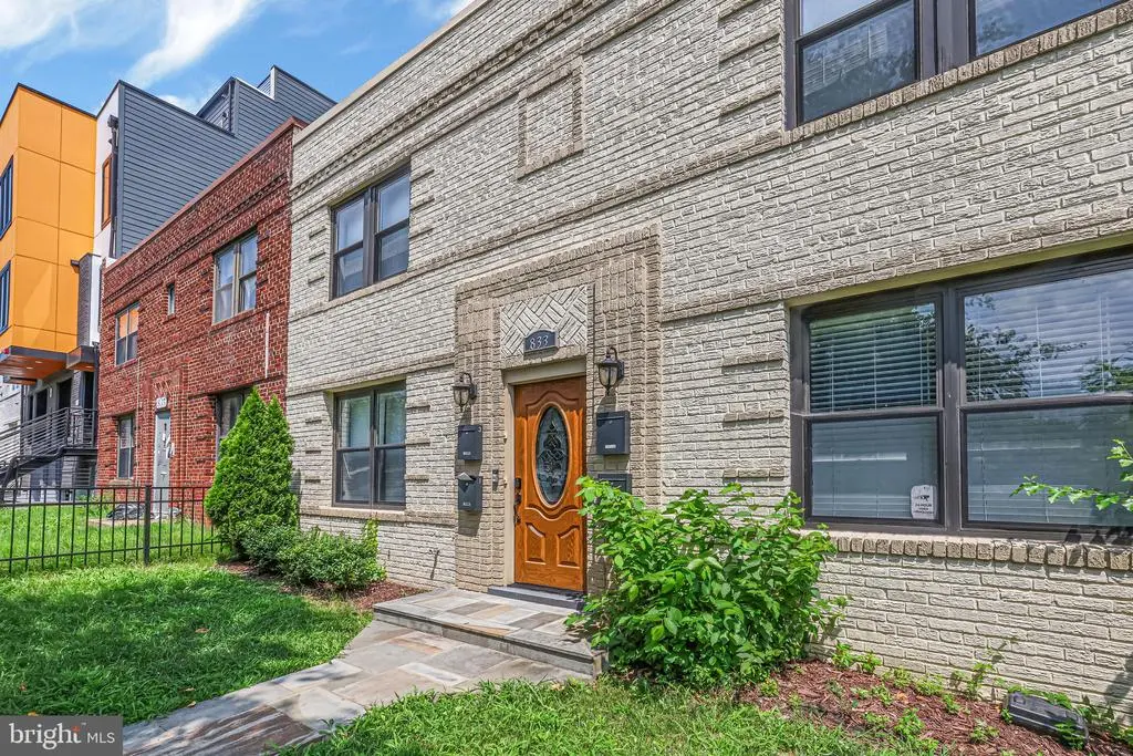 833 19th St Ne #1, Washington