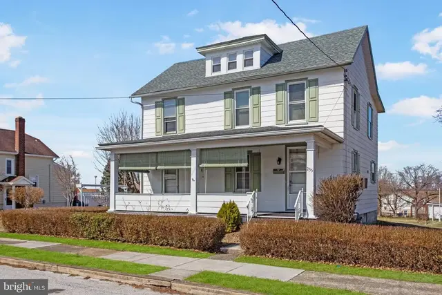 235 Ridge Ave, Mc Sherrystown