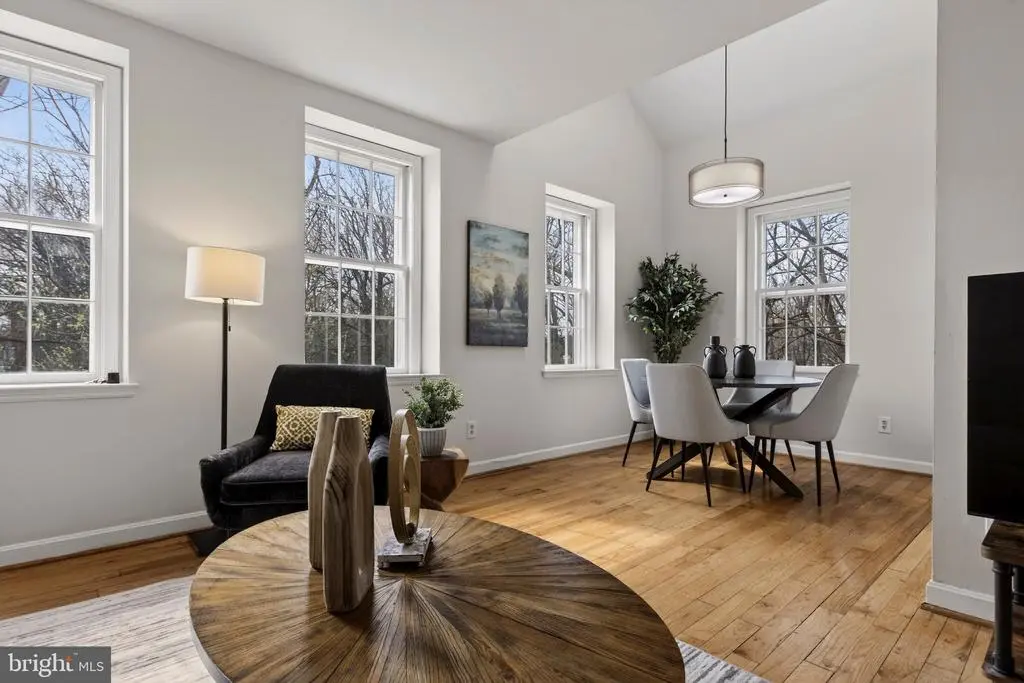 3820 39th St Nw #f120, WASHINGTON