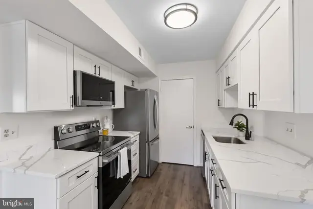 20248 Shipley Ter #301, Germantown