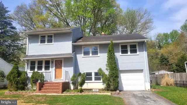 1036 Wagoner Dr, Wilmington