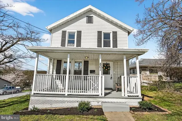801 N Maple Ave, Brunswick