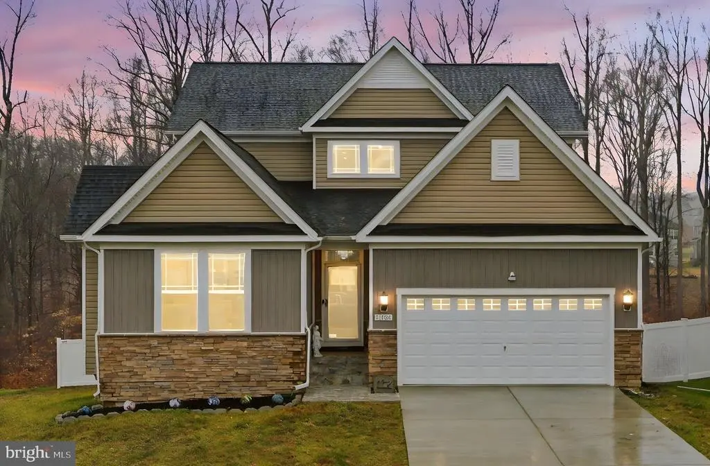 11101 Applecross Ct, White Plains