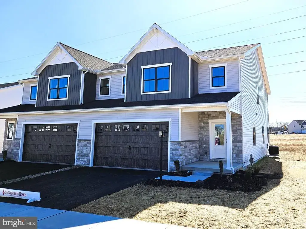 657 Brittany Drive, MECHANICSBURG