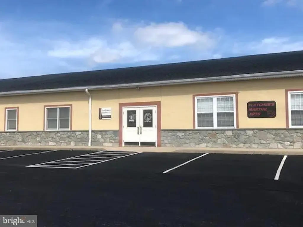 684 W Main St #c, NEW HOLLAND