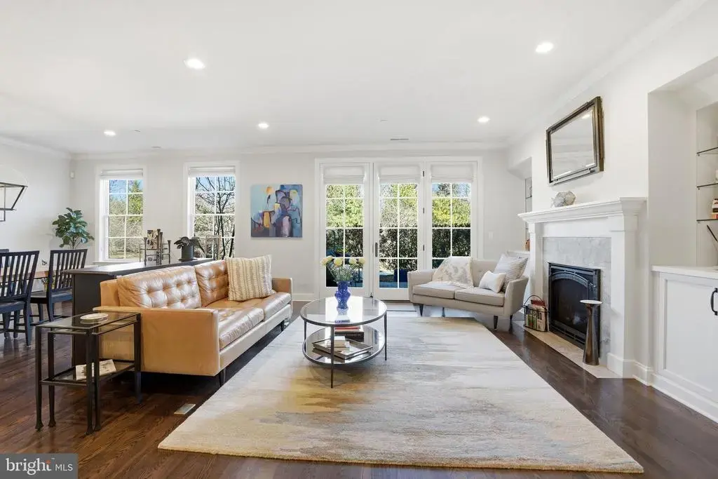 2401 Lower State Rd #106, DOYLESTOWN